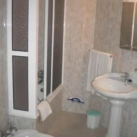 Apart Otel E Quartos Atalaia 3*