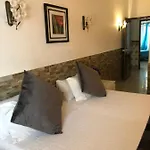 Aparthotel E Quartos Atalaia 3*