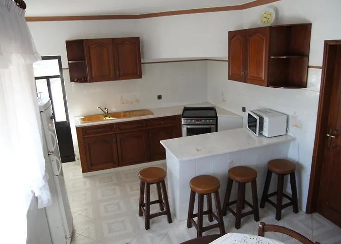 E Quartos Atalaia 公寓式酒店